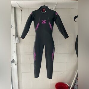 COPY - Women’s M/L Xterra Wetsuit